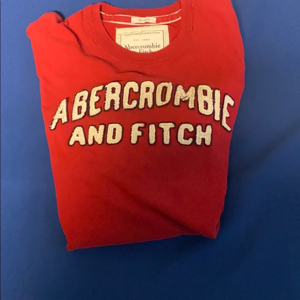 Vintage 2000’s Abercrombie & Fitch long sleeve